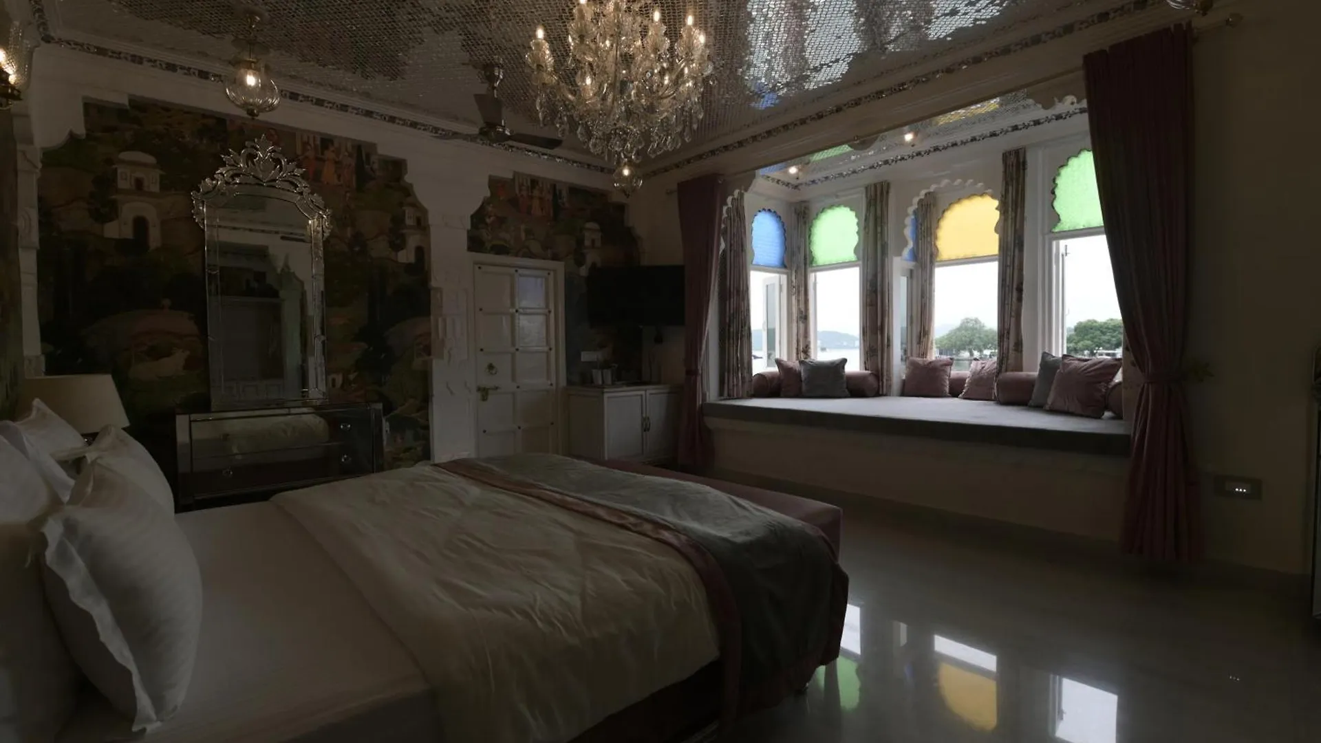 Jagat Niwas Palace Hotel Udaipur