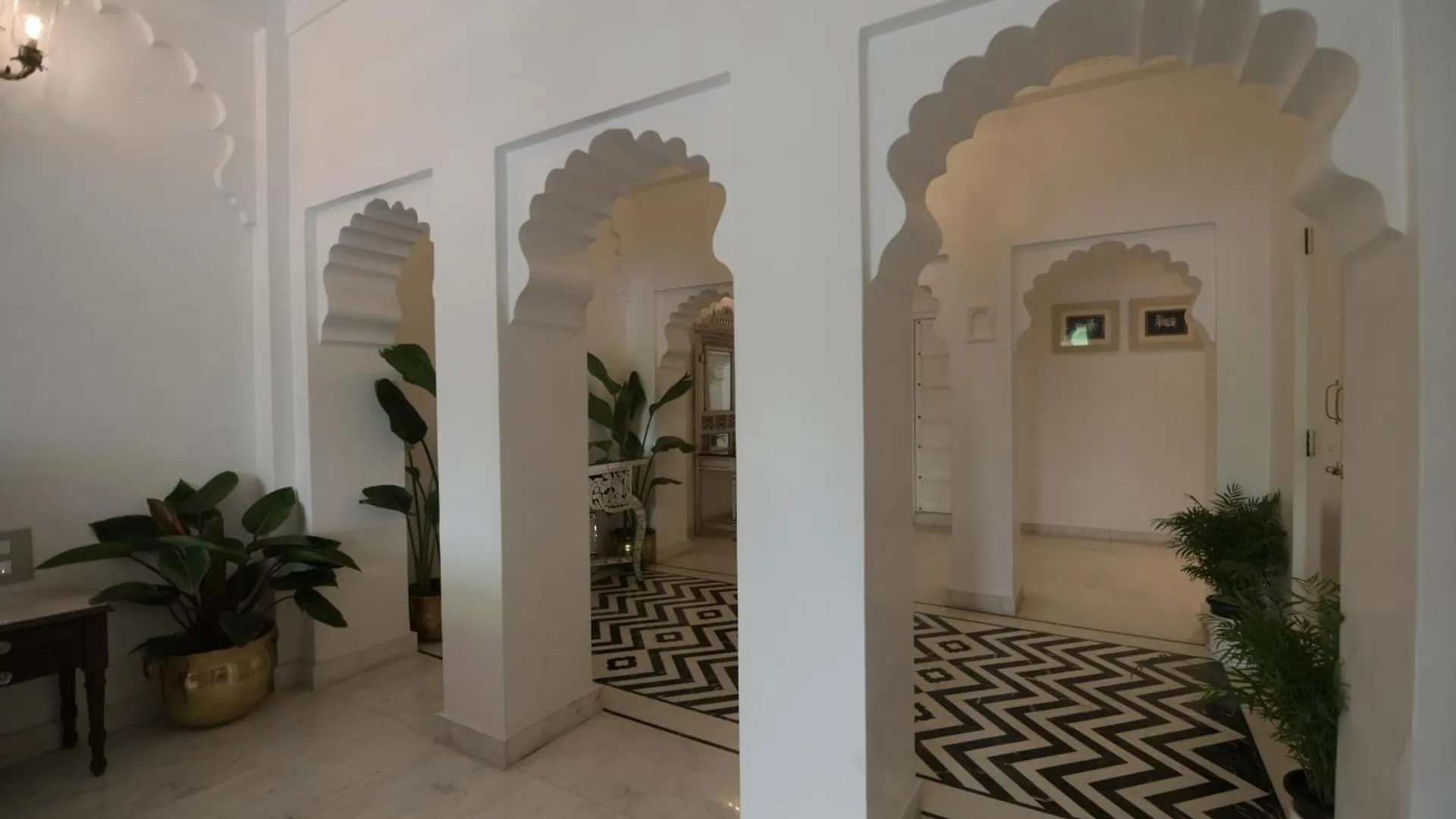 Jagat Niwas Palace Hotel Udaipur